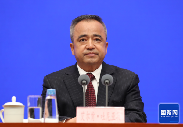 Xinjiang: We will accelerate the construction of clean energy bases such as wind and photovoltaic power, and vigorously build a new type of power system